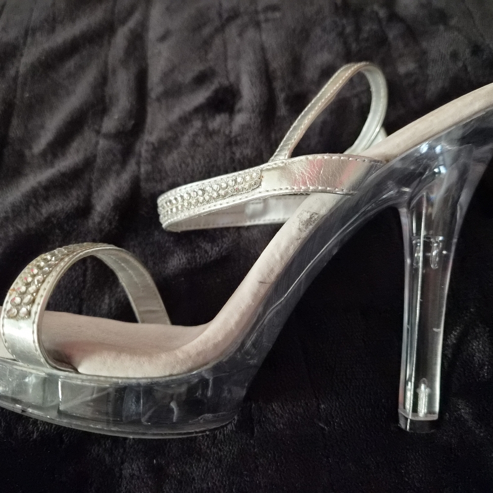 Silver Strappy Heels With Acrylic Heals.